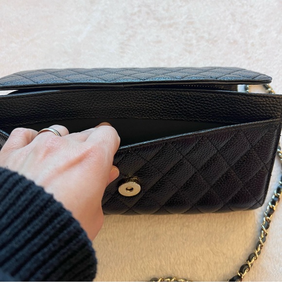 BROWN’S Black Clutch with Removable Chain - Picture 4 of 6